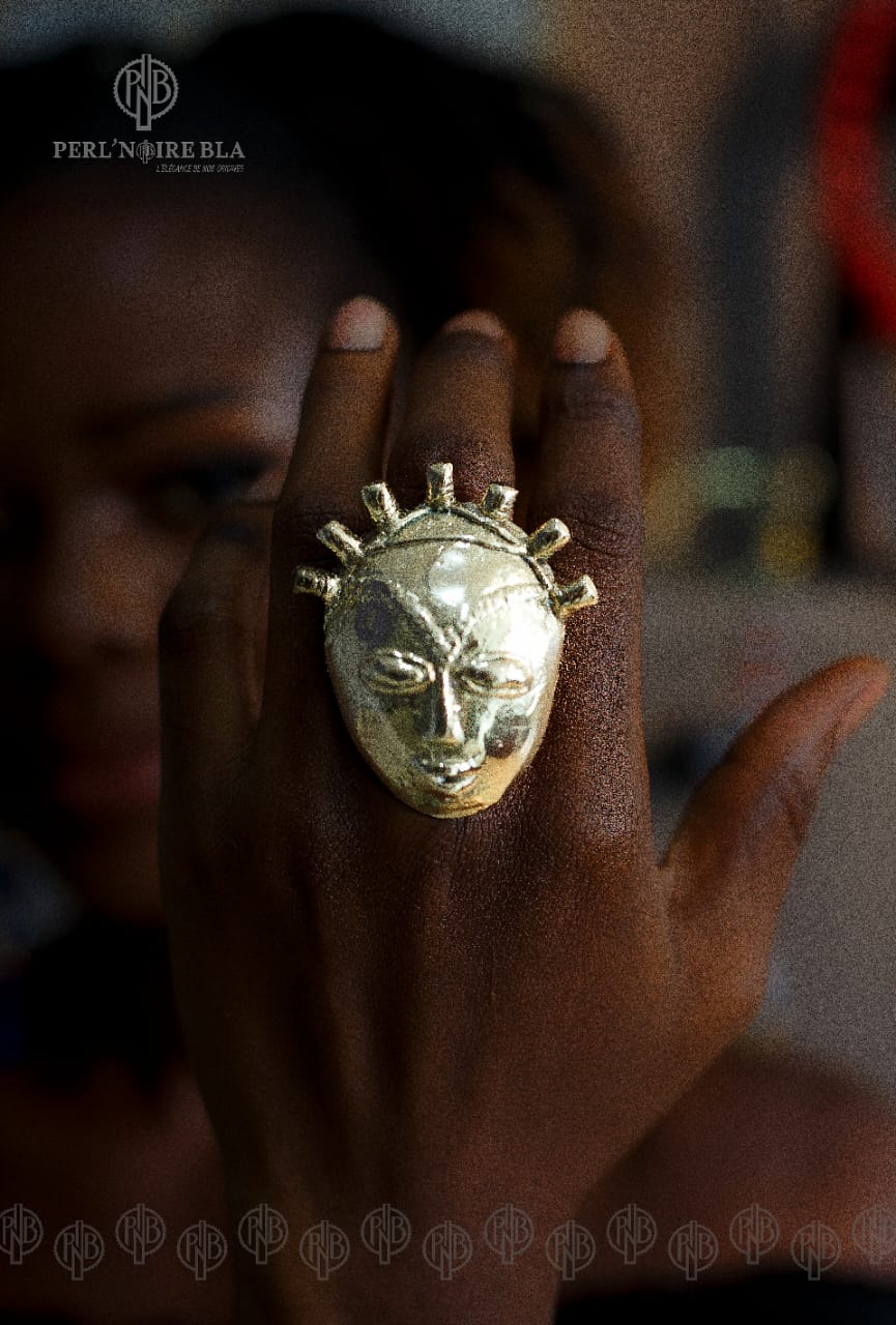 BAGUE TETE DE MASQUE